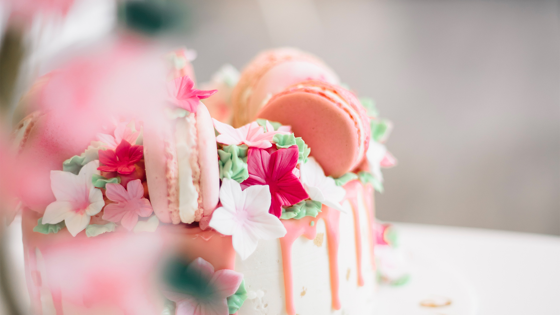 Gâteau de baptême, Gateaux sur Mesure Paris - Formations Cake Design,  Ateliers pâte à sucre, Wedding…