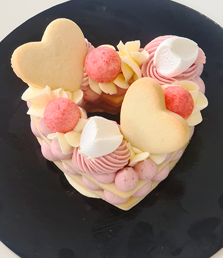 Nans Bakery - Heart cake